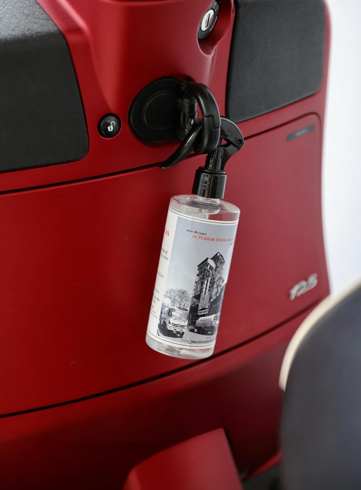 Tại Sao Không Nên Dùng Cồn Sát Khuẩn Từ Cồn Công Nghiệp? 